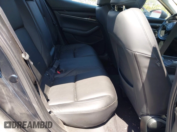 2021 Mazda 3 Select с VIN JM1BPABLXM1326518, выставлен на аукционе IAAI как лот 42130502 с пробегом 82 893 миль миль и . История ставок и продаж доступна на DreamBid. Изображение 8.