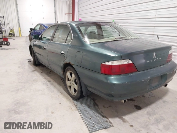 2003 Acura TL Type S with VIN 19UUA56823A003586, listed as a IAAI auction lot 41491214 with 231,003 mi miles. Bid and sale history available at carsss.com. Image 3.