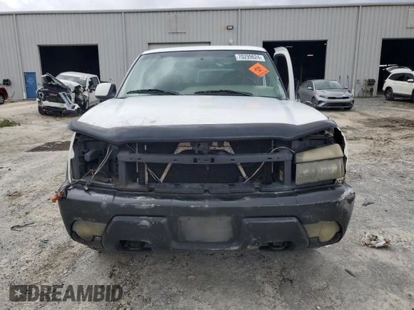 2002 Chevrolet Avalanche with VIN 3GNEK13T82G115091, listed as a Copart auction lot 70299624 with 0 mi miles and Salvage Title. Bid and sale history available at carsss.com. Image 5.