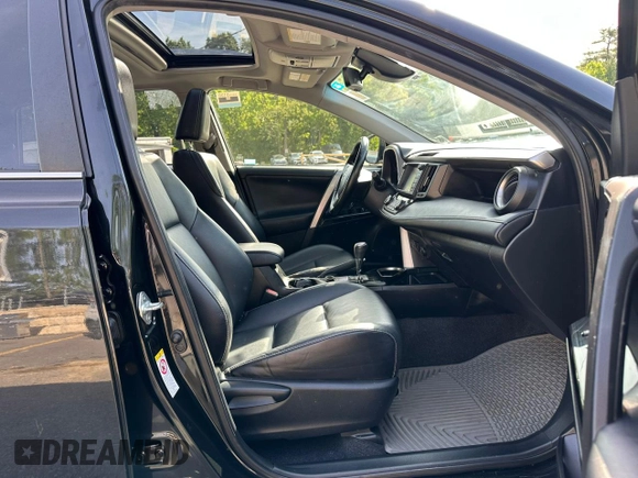 2016 Toyota RAV4 Limited with VIN JTMDJREV1GD020395, listed as a Copart auction lot 58956215 with 161,215 mi miles and Clean title. Bid and sale history available at DreamBid. Image 5.