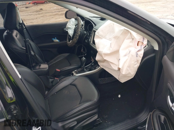 2017 Jeep Compass Latitude с VIN 3C4NJDBB8HT624894, выставлен на аукционе IAAI как лот 41456100 с пробегом 84 873 миль миль и . История ставок и продаж доступна на DreamBid. Изображение 5.