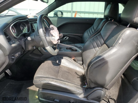 2015 Dodge Challenger SRT 392 with VIN 2C3CDZDJ3FH911330, listed as a Copart auction lot 58814644 with NaN miles and Salvage Title. Bid and sale history available at carsss.com. Image 7.