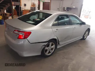2012 Toyota Camry L with VIN 4T1BF1FK3CU081106, listed as a IAAI auction lot 41687413 with 151,459 mi miles. Bid and sale history available at carsss.com. Image 4.