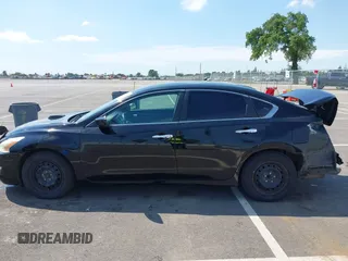 2015 Nissan Altima S with VIN 1N4AL3APXFC267944, listed as a IAAI auction lot 41890087 with 265,504 mi miles and . Bid and sale history available at DreamBid. Image 15.