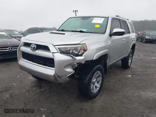 2014 Toyota 4Runner Limited with VIN JTEBU5JR5E5198734, listed as a IAAI auction lot 41513562 with 322,459 mi miles. Bid and sale history available at carsss.com. Image 17.
