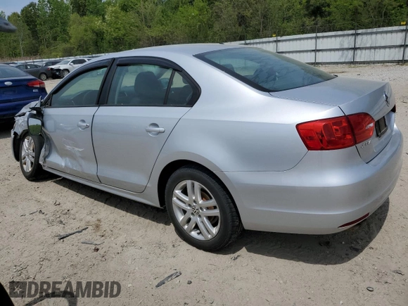 2012 Volkswagen Jetta S с VIN 3VW1K7AJ3CM353619, выставлен на аукционе Copart как лот 53984285 с пробегом 132 382 миль миль и Списание • Salvage title. История ставок и продаж доступна на DreamBid. Изображение 2.