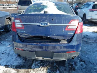 2017 Ford Police Interceptor с VIN 1FAHP2MT3HG126635, выставлен на аукционе IAAI как лот 41425901 с пробегом Не указан миль и . История ставок и продаж доступна на DreamBid. Изображение 15.