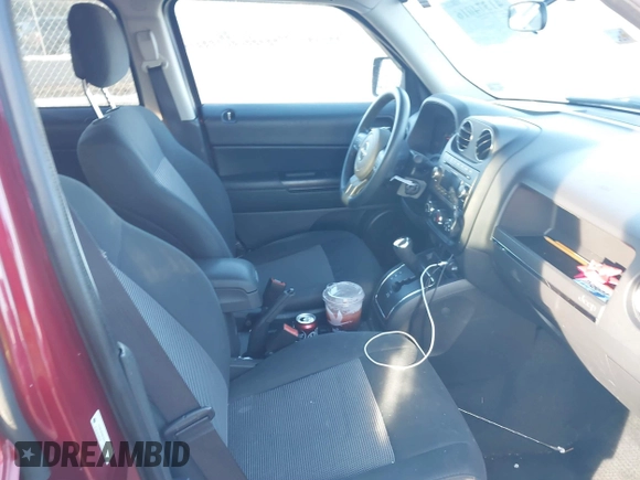 2013 Jeep Patriot Sport with VIN 1C4NJRBB5DD108697, listed as a IAAI auction lot 41374016 with 110,276 mi miles and . Bid and sale history available at carsss.com. Image 5.