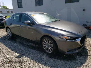 2021 Mazda 3 Preferred with VIN JM1BPBCL0M1304970, listed as a Copart auction lot 68425064 with Not Provided miles and Salvage Title. Bid and sale history available at DreamBid. Image 4.