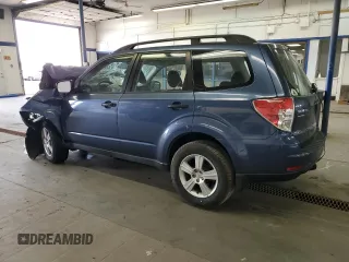2011 Subaru Forester X z VIN JF2SHABC0BH717387, wystawiony jako Copart lot #56250145 z przebiegiem Nie podano mil oraz Szkoda całkowita • Salvage title. Historia ofert i sprzedaży dostępna na DreamBid. Obrazek 2.