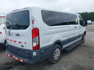 2016 Ford Transit XL z VIN 1FBZX2ZM8GKA69297, wystawiony jako IAAI lot #42689356 z przebiegiem 192 432 mil mil oraz . Historia ofert i sprzedaży dostępna na DreamBid. Obrazek 4.