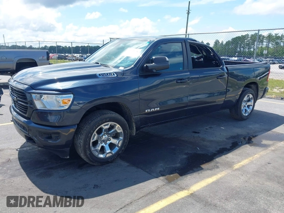 2021 Ram 1500 Big Horn z VIN 1C6SRFMT4MN663514, wystawiony jako IAAI lot #42419526 z przebiegiem 47 568 mil mil oraz . Historia ofert i sprzedaży dostępna na DreamBid. Obrazek 19.