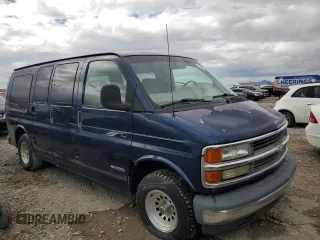 2001 Chevrolet Chevy Van z VIN 1GBFG15M411225075, wystawiony jako Copart lot #56948945 z przebiegiem 201 558 mil mil oraz Tytuł czysty. Historia ofert i sprzedaży dostępna na DreamBid. Obrazek 4.