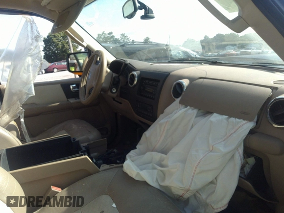 2005 Ford Expedition Eddie Bauer with VIN 1FMPU17555LA63851, listed as a IAAI auction lot 36265440 with Not provided miles and . Bid and sale history available at DreamBid. Image 5.