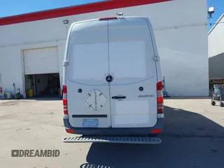 2011 Mercedes-Benz Sprinter Cargo with VIN WD3PE8CB5B5607099, listed as a IAAI auction lot 41802421 with 286,420 mi miles. Bid and sale history available at carsss.com. Image 16.