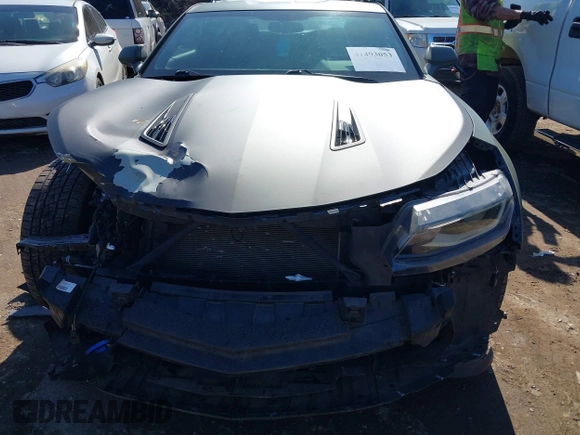 2017 Chevrolet Camaro 1SS z VIN 1G1FF1R72H0172498, wystawiony jako IAAI lot #41493053 z przebiegiem 115 465 mil mil oraz . Historia ofert i sprzedaży dostępna na DreamBid. Obrazek 12.