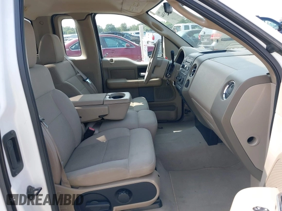 2004 Ford F-150 XL with VIN 1FTRF12W74NA51954, listed as a IAAI auction lot 40315384 with 78,880 mi miles. Bid and sale history available at carsss.com. Image 5.