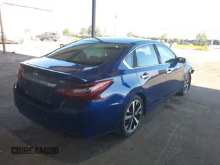 2018 Nissan Altima 2.5 SR with VIN 1N4AL3AP3JC148805, listed as a IAAI auction lot 42148950 with 145,850 mi miles. Bid and sale history available at carsss.com. Image 4.