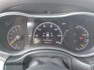 2019 Jeep Grand Cherokee Limited with VIN 1C4RJEBG2KC731462, listed as a IAAI auction lot 42357232 with 76,072 mi miles and . Bid and sale history available at DreamBid. Image 7.
