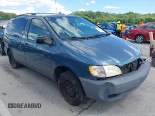 2002 Toyota Sienna LE with VIN 4T3ZF13C62U479542, listed as a IAAI auction lot 42295904 with 199,041 mi miles and . Bid and sale history available at DreamBid. Image 1.