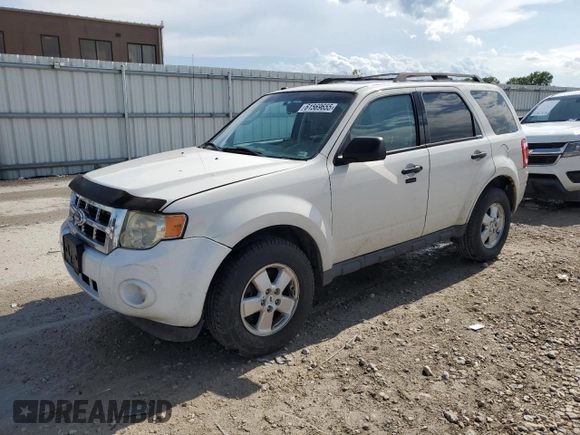 2012 Ford Escape XLT z VIN 1FMCU9DG2CKB54288, wystawiony jako Copart lot #61569655 z przebiegiem 169 899 mil mil oraz Szkoda całkowita • Salvage title. Historia ofert i sprzedaży dostępna na DreamBid. Obrazek 1.
