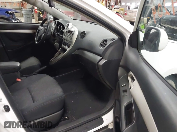 2010 Pontiac Vibe w/1SA with VIN 5Y2SP6E88AZ405770, listed as a IAAI auction lot 41864204 with 159,824 mi miles. Bid and sale history available at carsss.com. Image 5.