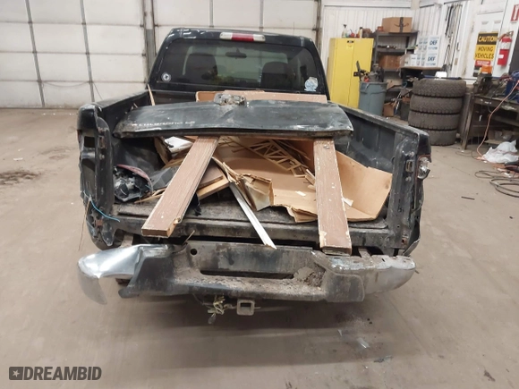 2005 Chevrolet Colorado LS Z71 with VIN 1GCDT196258150397, listed as a IAAI auction lot 41389994 with 325,613 mi miles. Bid and sale history available at carsss.com. Image 16.