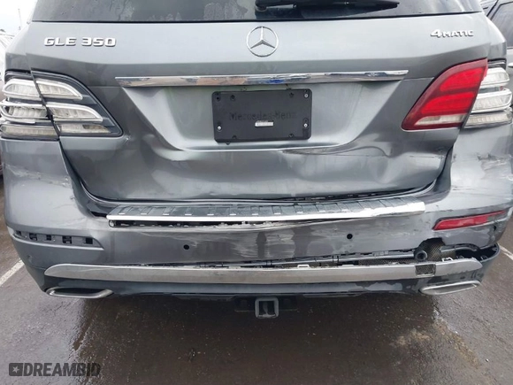 2017 Mercedes-Benz GLE with VIN 4JGDA5HB9HA992609, listed as a IAAI auction lot 41724638 with 205,921 mi miles. Bid and sale history available at carsss.com. Image 6.