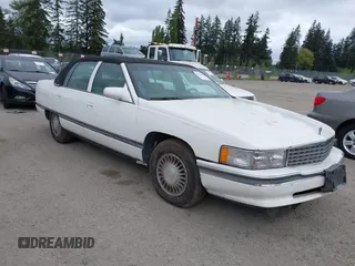 1995 Cadillac DeVille z VIN 1G6KD52B1SU278042, wystawiony jako IAAI lot #42142667 z przebiegiem 79 943 mil mil oraz . Historia ofert i sprzedaży dostępna na DreamBid. Obrazek 1.