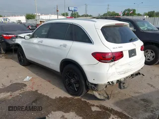2022 Mercedes-Benz GLC 300 с VIN W1N0G8DBXNG032757, выставлен на аукционе IAAI как лот 42043736 с пробегом 39 608 миль миль и . История ставок и продаж доступна на DreamBid. Изображение 3.
