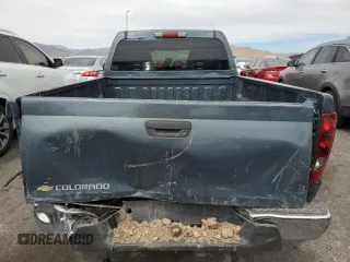 2006 Chevrolet Colorado LS z VIN 1GCCS148X68256976, wystawiony jako Copart lot #49997775 z przebiegiem 186 062 mil mil oraz Szkoda całkowita • Salvage title. Historia ofert i sprzedaży dostępna na DreamBid. Obrazek 6.