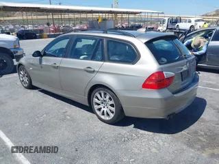 2007 BMW 3 Series 328xi z VIN WBAVT73507FZ36573, wystawiony jako IAAI lot #42313859 z przebiegiem 161 151 mil mil oraz . Historia ofert i sprzedaży dostępna na DreamBid. Obrazek 3.