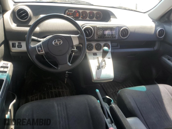 2008 Scion xB z VIN JTLKE50E281014043, wystawiony jako Copart lot #53405835 z przebiegiem 219 577 mil mil oraz Szkoda całkowita • Salvage title. Historia ofert i sprzedaży dostępna na DreamBid. Obrazek 8.