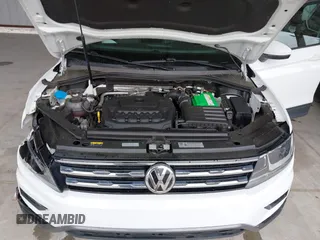 2020 Volkswagen Tiguan S z VIN 3VV1B7AX1LM110352, wystawiony jako IAAI lot #42224581 z przebiegiem 60 597 mil mil oraz . Historia ofert i sprzedaży dostępna na DreamBid. Obrazek 10.