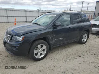 2014 Jeep Compass Latitude with VIN 1C4NJDEBXED761879, listed as a Copart auction lot 52920015 with 44,018 mi miles and Non Repairable. Bid and sale history available at carsss.com. Image 1.