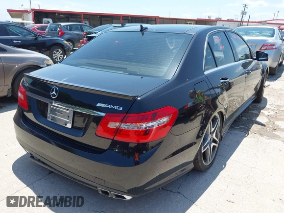 2010 Mercedes-Benz E 63 AMG with VIN WDDHF7HB6AA119107, listed as a IAAI auction lot 42517085 with 113,539 mi miles and . Bid and sale history available at DreamBid. Image 4.
