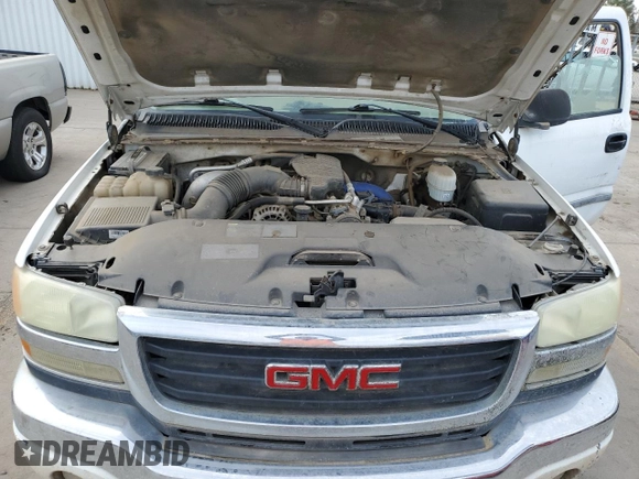 2004 GMC Sierra 2500HD SLE z VIN 1GTHK23104F109770, wystawiony jako Copart lot #46100875 z przebiegiem 101 723 mil mil oraz Szkoda całkowita • Salvage title. Historia ofert i sprzedaży dostępna na DreamBid. Obrazek 11.