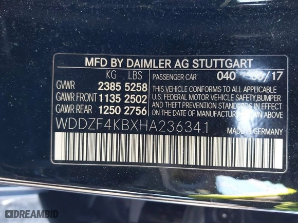 2017 Mercedes-Benz E-Class E 300 Luxury with VIN WDDZF4KBXHA236341, listed as a IAAI auction lot 41441108 with 141,198 mi miles. Bid and sale history available at carsss.com. Image 9.