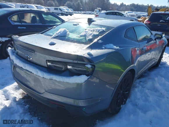 2019 Chevrolet Camaro 2LT with VIN 1G1FC1RX8K0127503, listed as a IAAI auction lot 41448837 with 84,170 mi miles. Bid and sale history available at carsss.com. Image 4.
