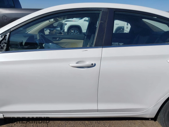 2019 Hyundai Accent SE with VIN 3KPC24A38KE068774, listed as a IAAI auction lot 41768663 with 17,916 mi miles. Bid and sale history available at carsss.com. Image 15.