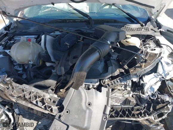 2020 Ford Mustang EcoBoost with VIN 1FATP8UH8L5151043, listed as a IAAI auction lot 40673329 with 34,236 mi miles. Bid and sale history available at carsss.com. Image 10.