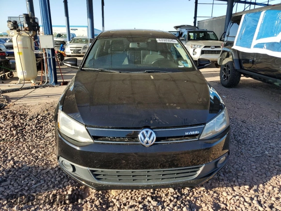 2013 Volkswagen Jetta Hybrid SE with VIN 3VW637AJ3DM303498, listed as a Copart auction lot 63505045 with 160,777 mi miles and Clean title. Bid and sale history available at DreamBid. Image 5.
