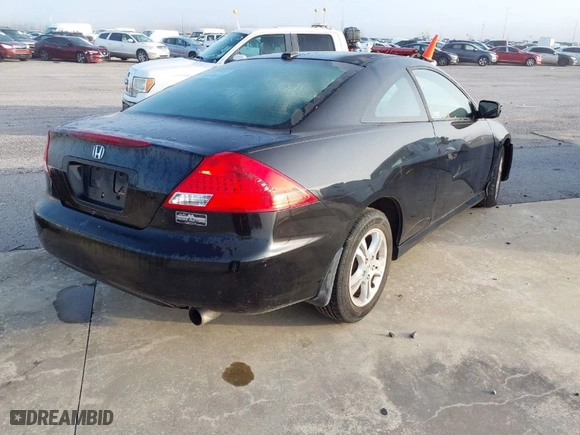 2007 Honda Accord Cpe EX-L with VIN 1HGCM72607A018208, listed as a IAAI auction lot 41797291 with 200,318 mi miles. Bid and sale history available at carsss.com. Image 4.
