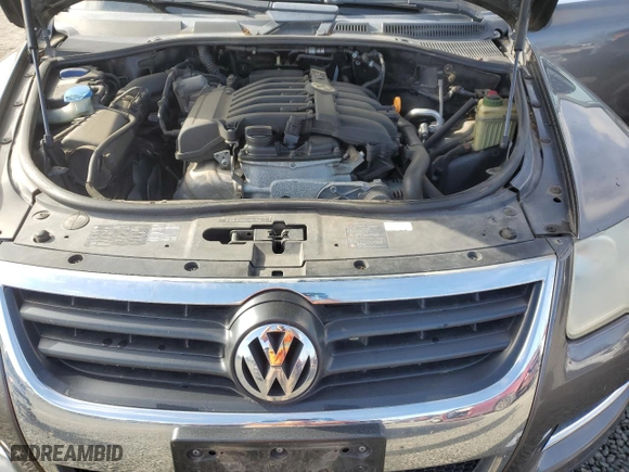 2009 Volkswagen Touareg 2 VR6 with VIN WVGBE77L49D007506, listed as a Copart auction lot 50488144 with NaN miles and Salvage Title. Bid and sale history available at carsss.com. Image 12.