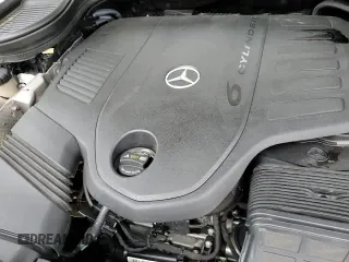 2022 Mercedes-Benz GLE 450 with VIN 4JGFB5KB1NA696929, listed as a Copart auction lot 60550735 with 48,686 mi miles and Salvage title. Bid and sale history available at DreamBid. Image 17.