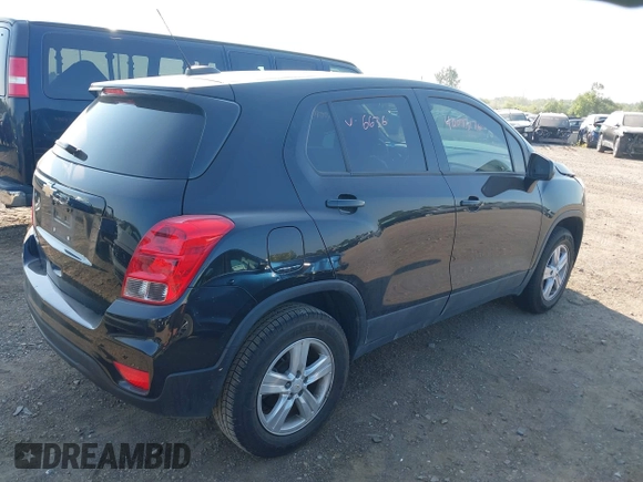 2020 Chevrolet Trax LS with VIN KL7CJNSB8LB016636, listed as a IAAI auction lot 40073176 with 49,089 mi miles. Bid and sale history available at carsss.com. Image 4.