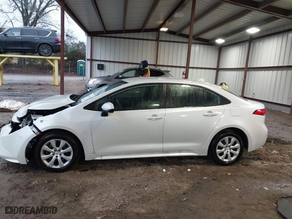 2024 Toyota Corolla LE with VIN 5YFB4MDE7RP219907, listed as a IAAI auction lot 41564348 with NaN miles. Bid and sale history available at carsss.com. Image 14.