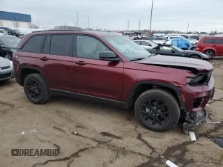 2025 Jeep Grand Cherokee Laredo with VIN 1C4RJHAG3SC274891, listed as a Copart auction lot 86952254 with 1,392 mi miles and Salvage Title. Bid and sale history available at DreamBid. Image 4.