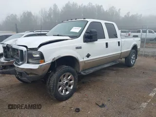 2000 Ford Super Duty F-250 XL with VIN 1FTNW21F7YEE45983, listed as a IAAI auction lot 41501845 with 329,488 mi miles. Bid and sale history available at carsss.com. Image 2.