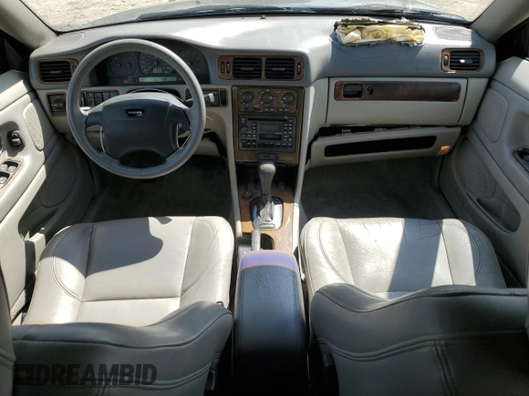 2004 Volvo C70 with VIN YV1NC63D14J041360, listed as a Copart auction lot 50709895 with 105,687 mi miles and Non Repairable. Bid and sale history available at carsss.com. Image 8.